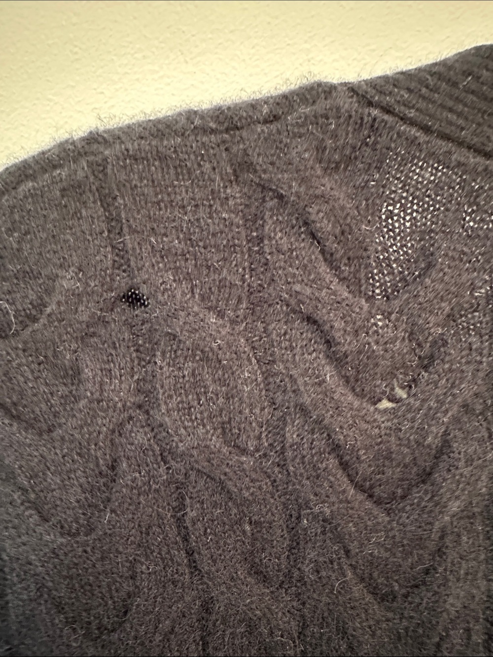 Garnet Hill cashmere Women's Cable Knit Open Cardigan - black barely worn - Picture 4 of 5